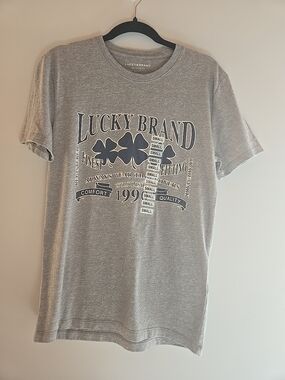 Lucky Brand Gray Short Sleeve Graphic Tee